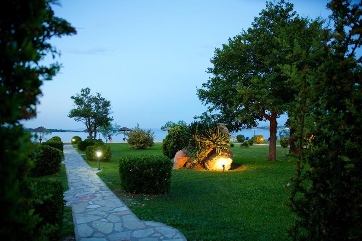 Stamos Apartments And Studios 沃尔沃罗 外观 照片